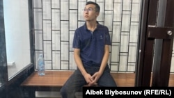  Yryskeldi Jekshenaliev in court in Bishkek on August 16.