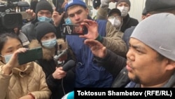 Bolot Nazarov talks to journalists in Bishkek on January 22. 