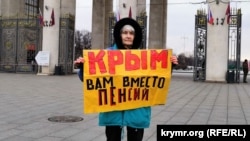 One of a series of single pickets on March 17 in the center of Moscow against the occupation of Crimea.