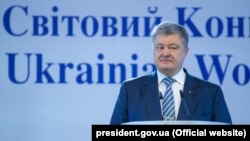 Петр Порошенко