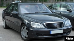 Mercedes-Benz S 600