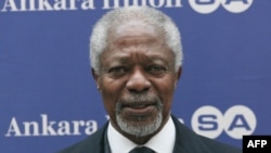 United Nations-Arab League envoy for Syria Kofi Annan is due to brief the UN Security Council on whether Damascus is moving toward implementing his peace plan.