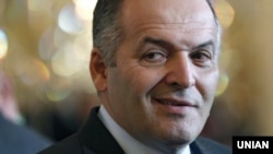 Ukrainian oligarch Viktor Pinchuk used an op-ed in The Wall Street Journal to put his plan forward.