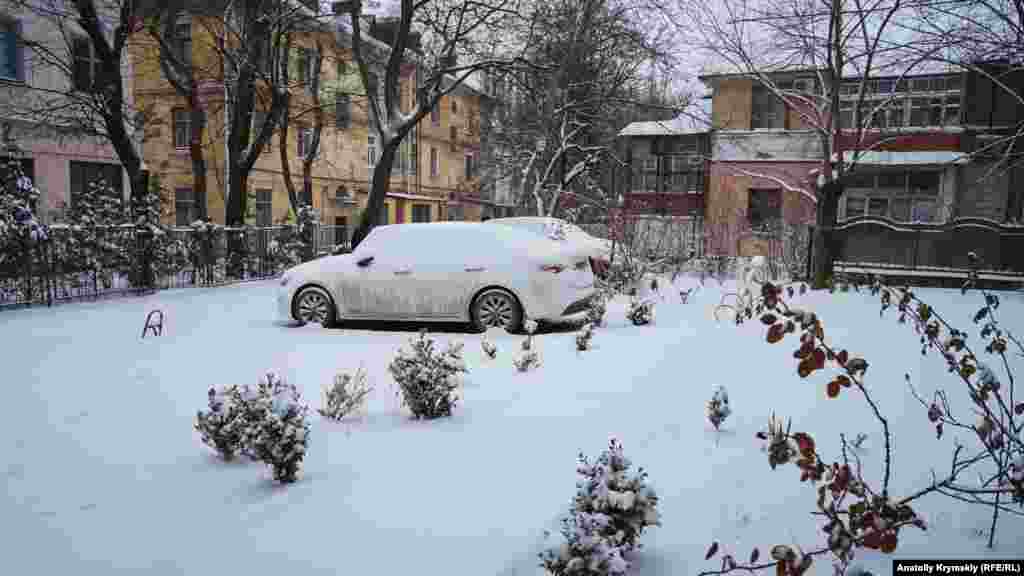 Во дворе на улице Тургенева